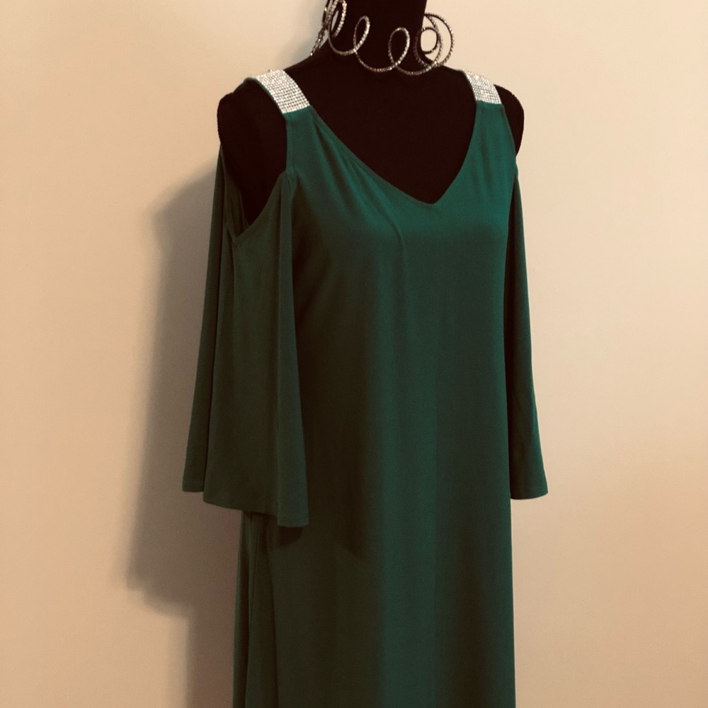 JBS DRESS AMAZON GREEN med NWT jeweled peek-a-boo shoulder bell sleeves